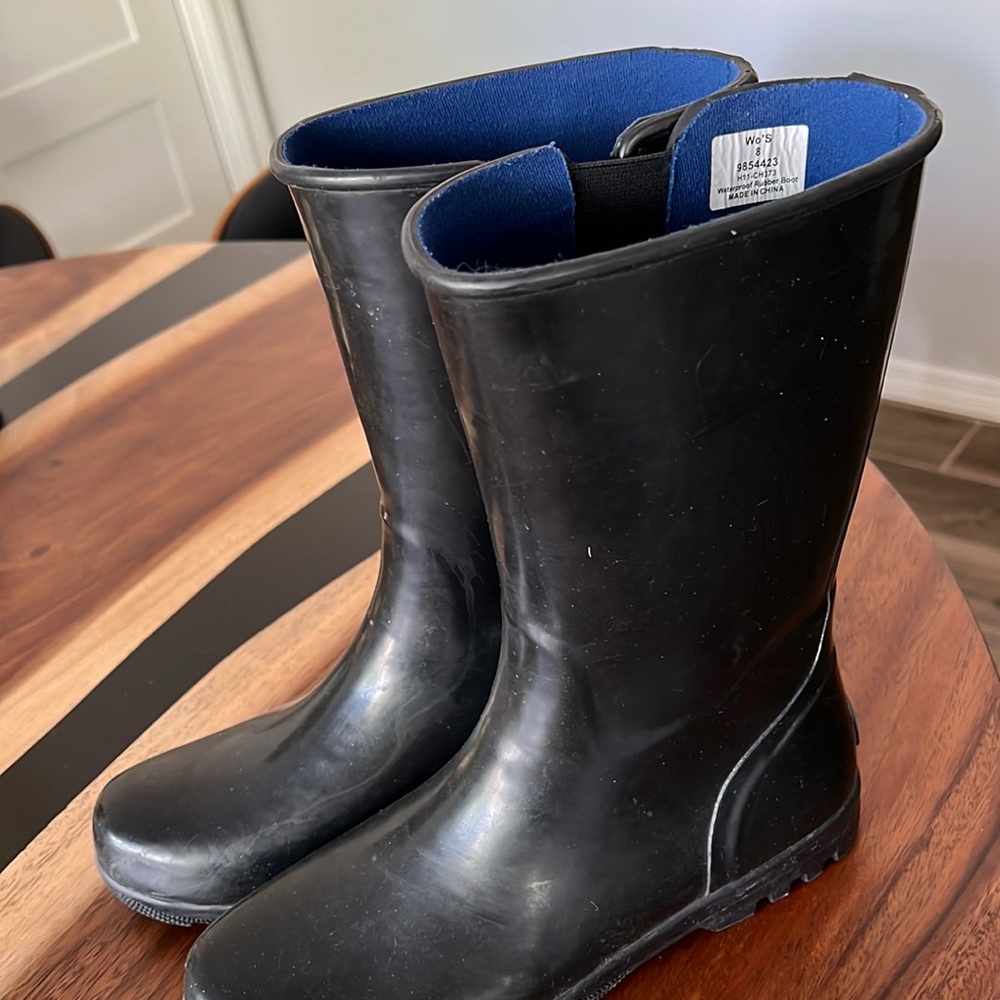 Sperry  Top Sider Waterproof Rain z boot. Size 8 like New